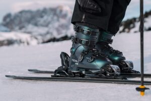 Buty narciarskie – Kompleksowy przewodnik po wyborze, dopasowaniu i technologii